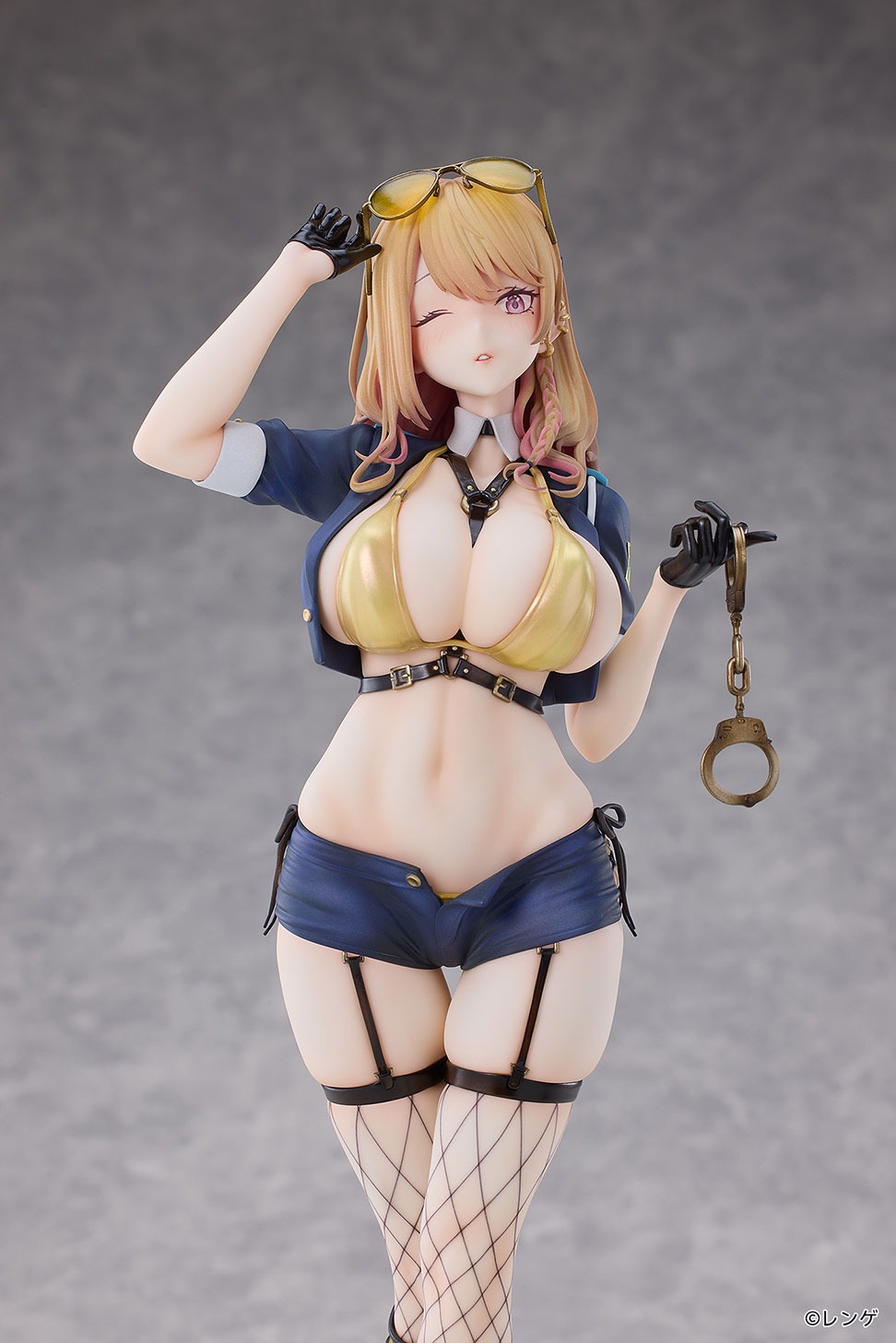 ギャル婦警さん  小鳥遊アリサ　通常版