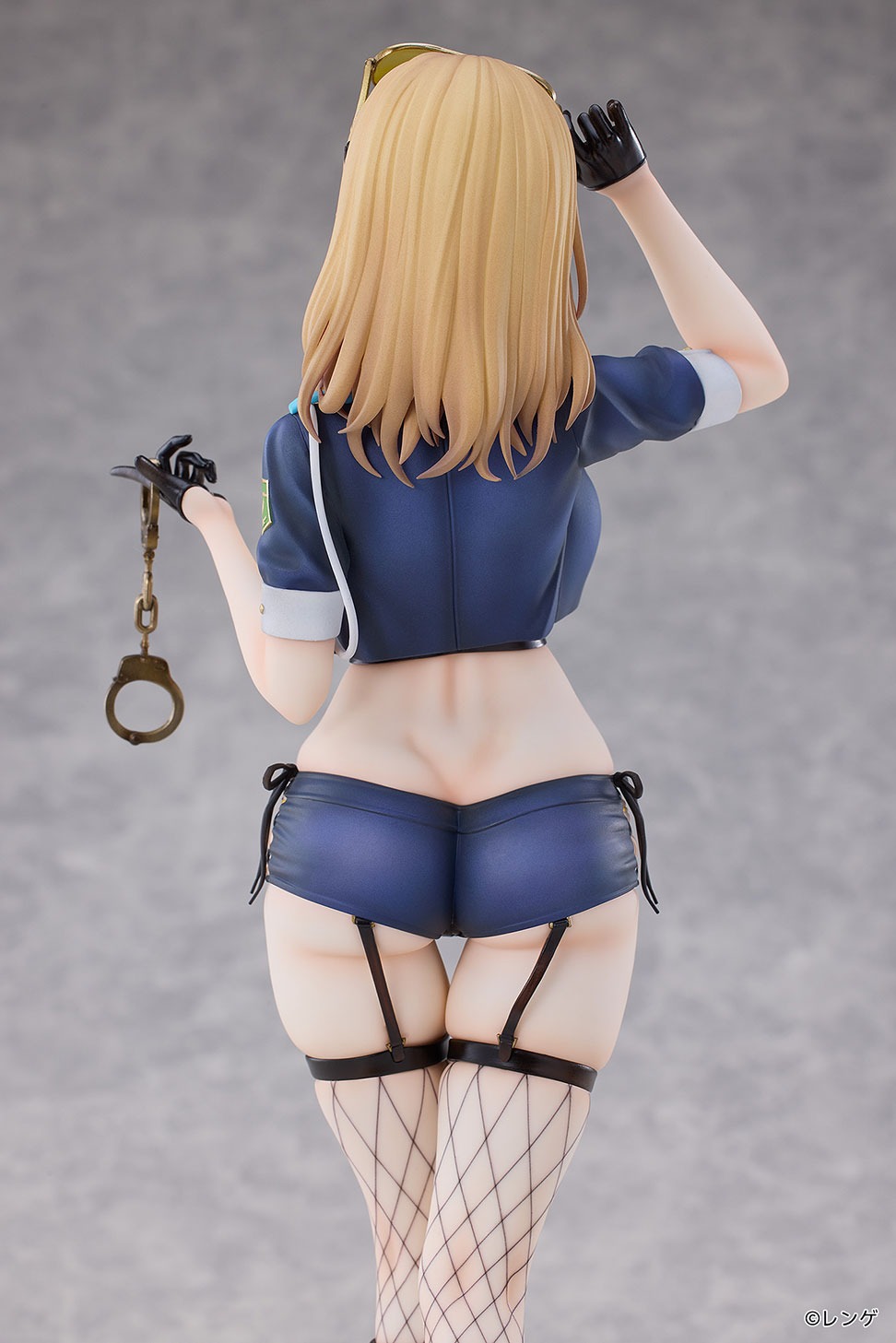 ギャル婦警さん  小鳥遊アリサ　通常版