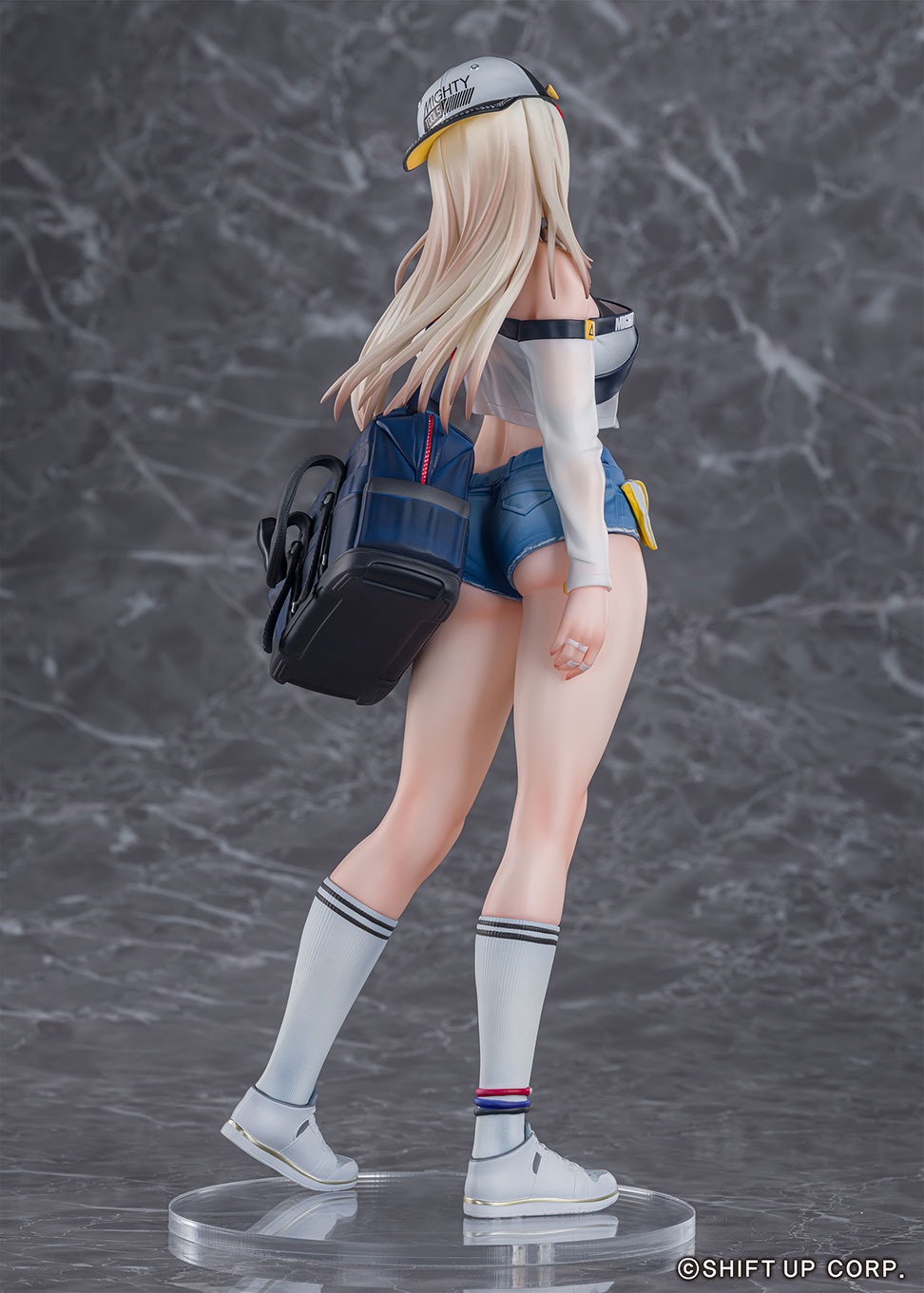 『勝利の女神：NIKKE』1/7スケールフィギュア「センチ - マイティホリデー」