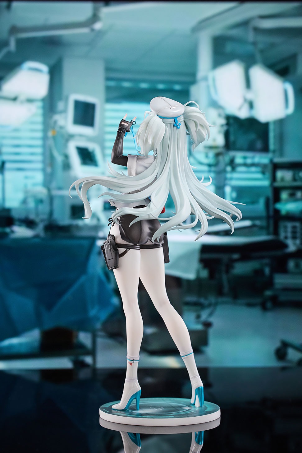 ドールズフロントライン2：エクシリウム フローレンス - 魅惑の白羽