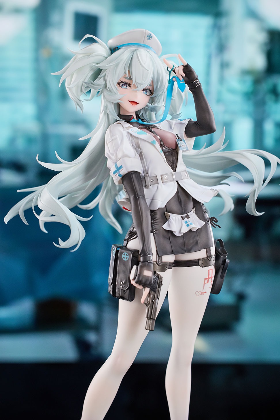 ドールズフロントライン2：エクシリウム フローレンス - 魅惑の白羽