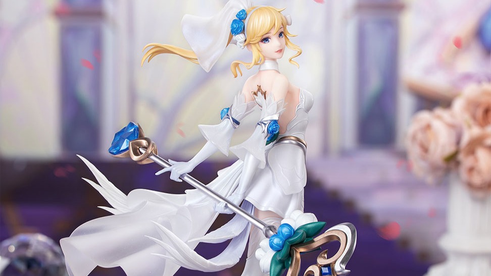 Gift＋ 18 水晶の薔薇 ラックス